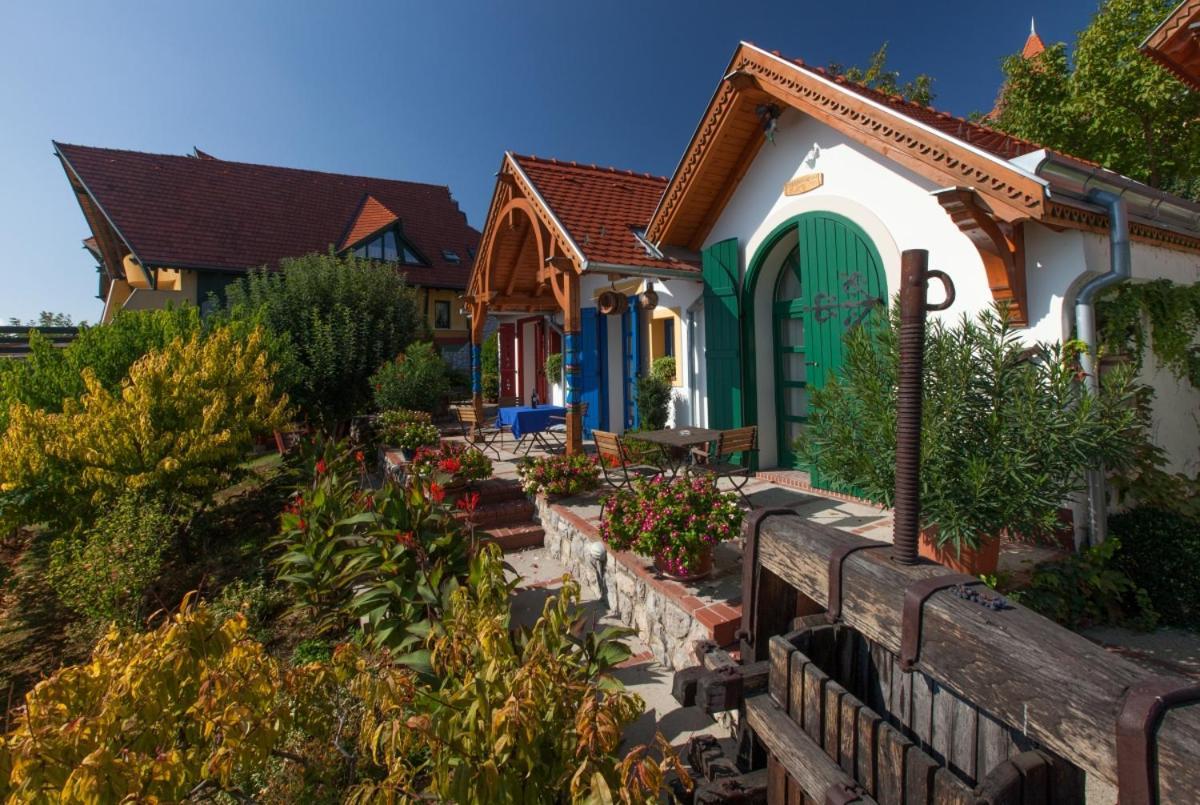 Bagoly Pincesor Fogado Bed & Breakfast Pécs Eksteriør bilde