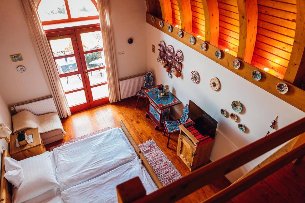 Bagoly Pincesor Fogado Bed & Breakfast Pécs Eksteriør bilde